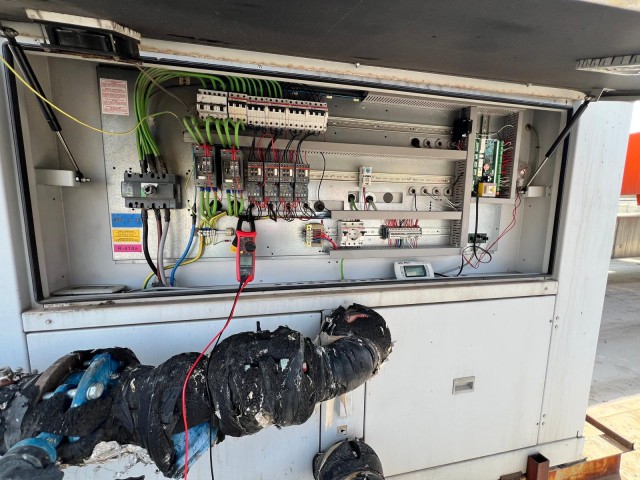 Klima kumanda panosunda pens ampermetre ile akım ölçümü